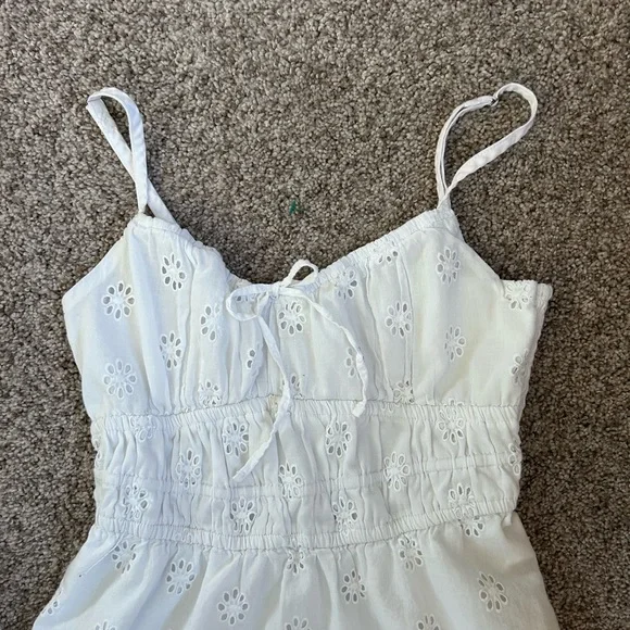Hollister Eyelet Channeled Mini Dress. Y2K inspired. 100% cotton. Milkmaid. XS - Picture 4 of 14